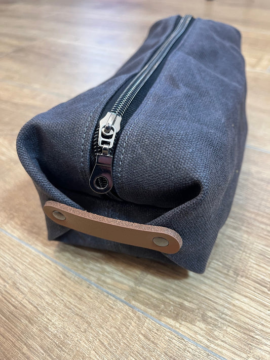 Charcoal grey waxed canvas wash bag