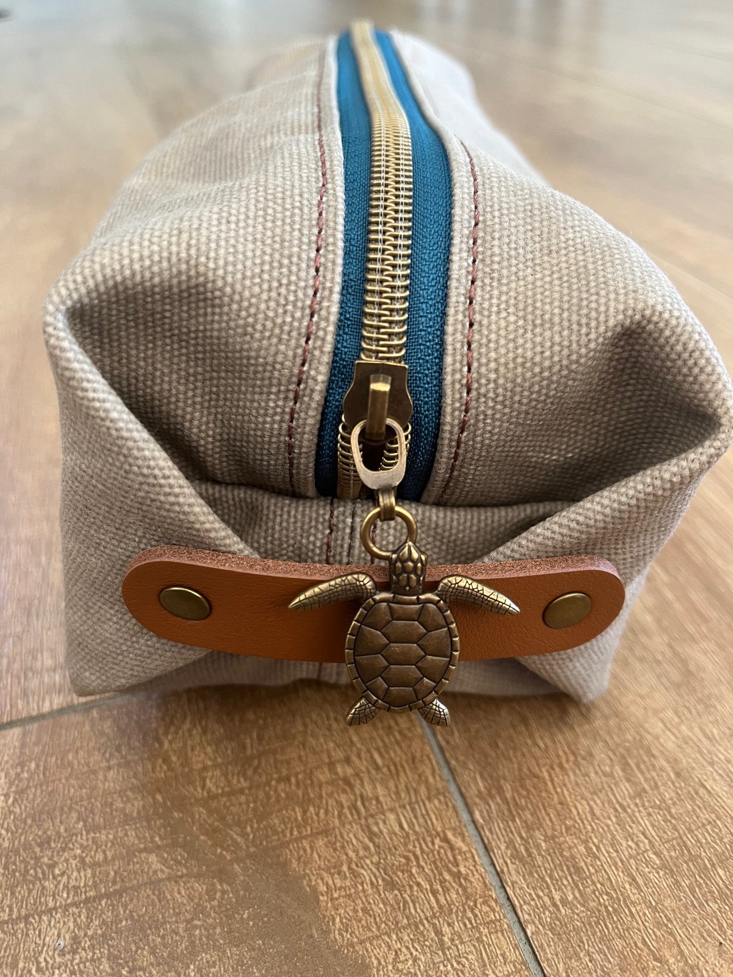 Dark beige waxed canvas wash bag