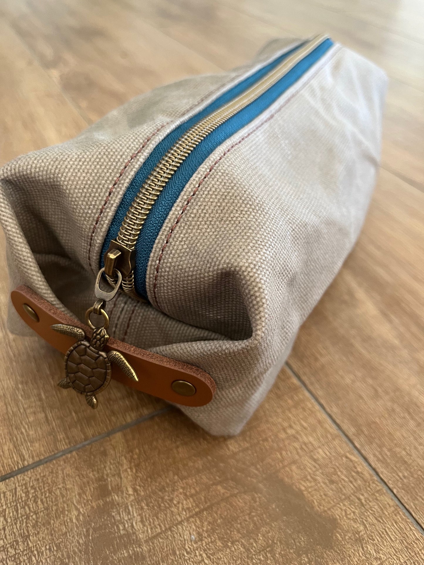 Dark beige waxed canvas wash bag